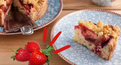 Sorprende a todos con una tarta de queso crumble de frutilla