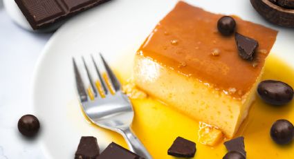 Celebra el día del chocolate con un flan caseros, saludable y sin horno