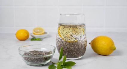 Descubre el poderoso efecto de beber un vaso de agua con chía, ¡sus beneficios te asombrarán!