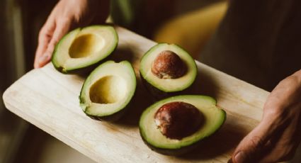 ¿Cómo usar el aceite de aguacate para tener manos jóvenes y brazos hidratados?