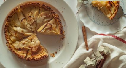 La mejor tarta de manzana con avena, una receta deliciosa y proteica que no debes perderte