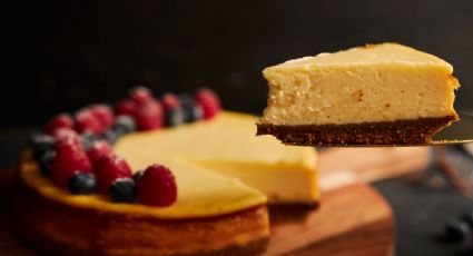 Haz la tarta de queso y leche condensada más fácil y sin horno