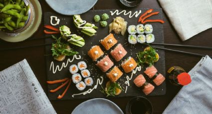 ¿Cómo comer sushi correctamente? Las 5 normas de etiqueta de Japón que debes saber