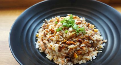 ¡No más arroz apelmazado! El truco de cocina para una receta que no se pega