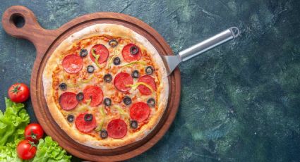 La cena saludable que parece pizza y estará lista en menos de 10 minutos