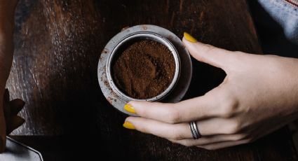 No tires los residuos de café: Así puedes usarlos para eliminar el mal olor de la cocina