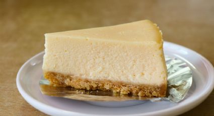 Con solo 4 ingredientes, haz el cheesecake vasco más cremoso