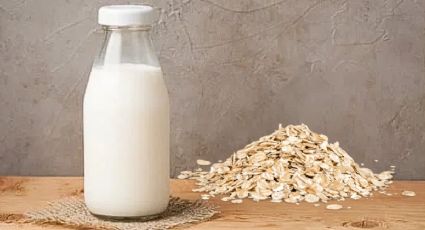 3 beneficios de consumir leche de avena y cómo prepararla en casa