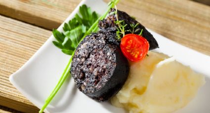 Montaditos de morcilla, la receta más fácil de preparar en menos de 20 minutos en el horno