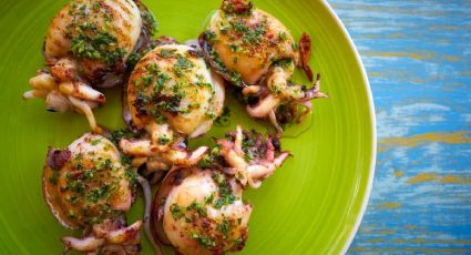 Así se cocina la sepia a la plancha con alioli más sencilla y deliciosa