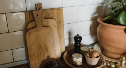 Dinos qué tabla de cortar usas y te diremos cómo afecta dentro de tu cocina