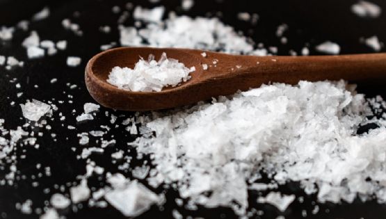 Cómo usar la sal para limpiar la casa y que quede reluciente