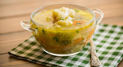 Sopa de pollo, el plato de cuchara ideal para recibir las próximas heladas