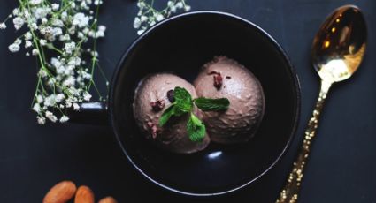 El helado de yogur con frutos rojos más saludable y cremoso