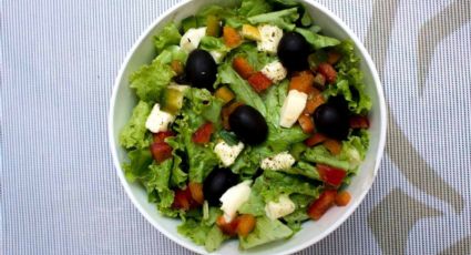 Ensalada caprese, una receta ligera para la hora de la cena o para compartir