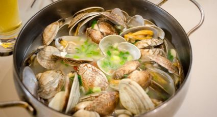 Fabes con almejas, un guiso muy rápido para preparar a la hora de la comida