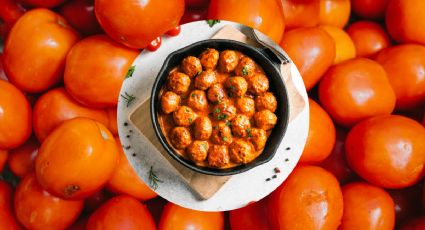 Menú semanal: Así se preparan las albóndigas de cordero con salsa de tomate