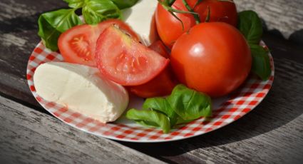 La forma más sencilla para saber si una mozzarella es de buena calidad | VIDEO