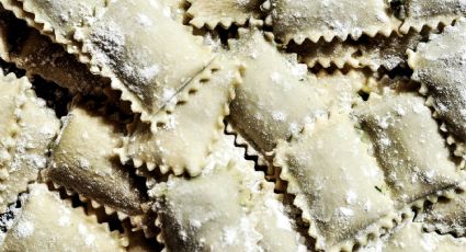 Cómo hacer raviolis caseros con una receta sencilla auténtica de Italia