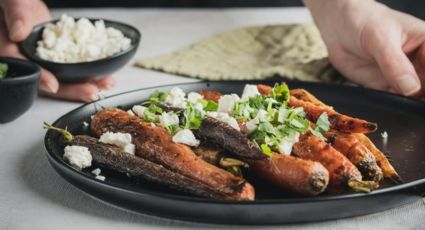 Zanahorias asadas con crema y garbanzos, el platillo ideal para la cena