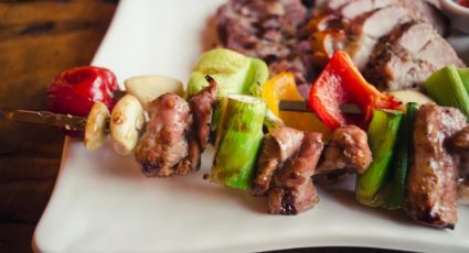 Prepara unos pinchos marroquíes para celebrar la Fiesta del Cordero