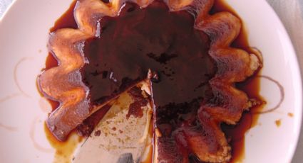 2 en 1: Así se hace el chocoflan perfecto para compartir a la hora del postre